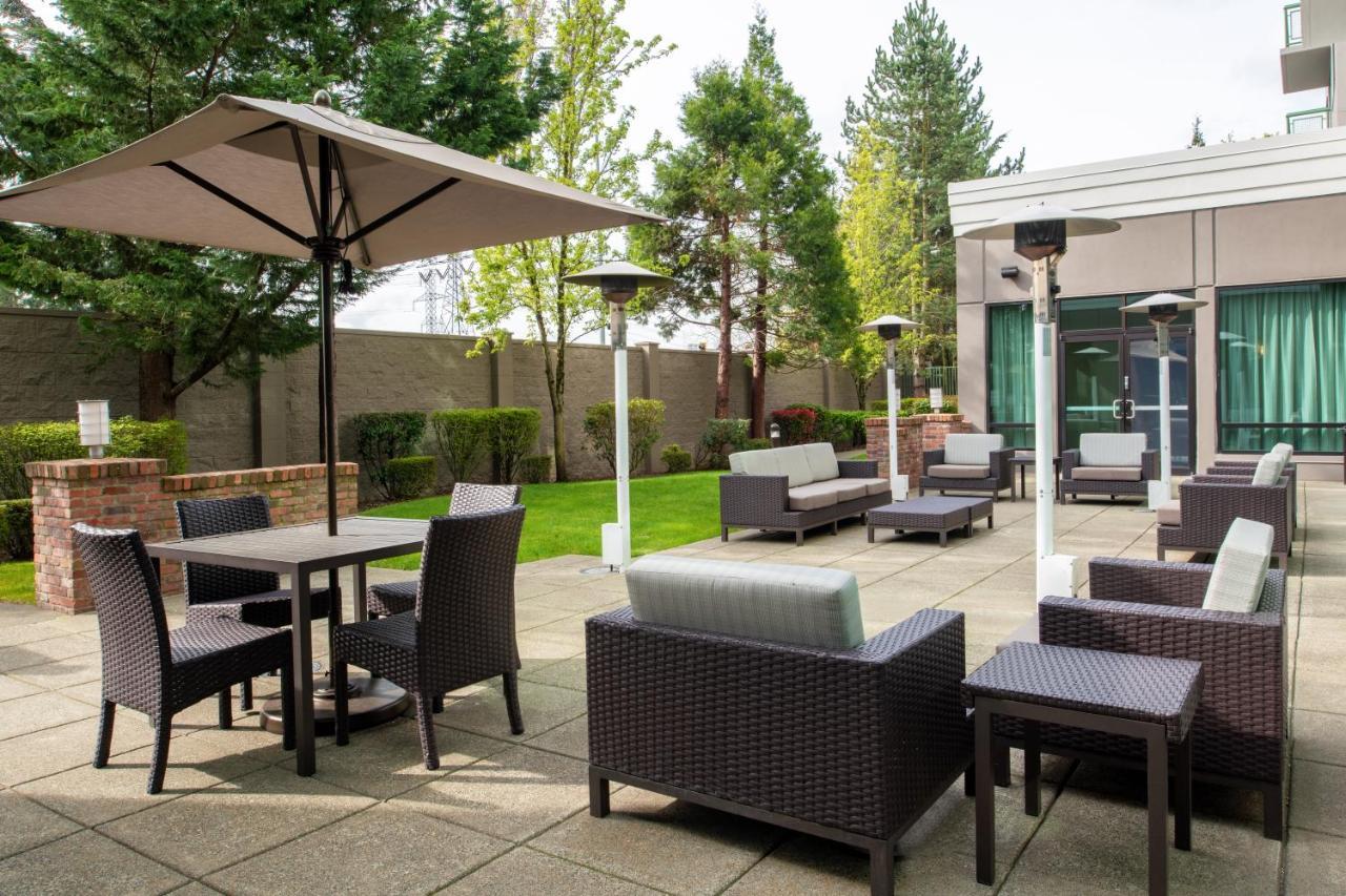Courtyard By Marriott Seattle Federal Way Hotel Exterior photo